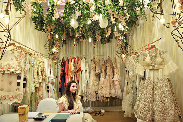 The other stalls that caught our eye were Rashi Kapoor’s corner inspired by the weeping willow