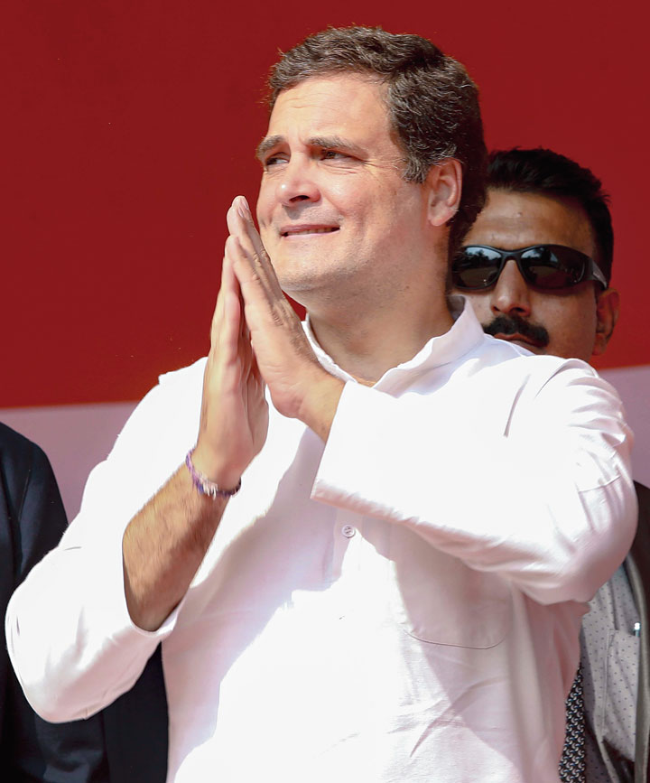 Rahul Gandhi at the rally in Barkagaon on Monday