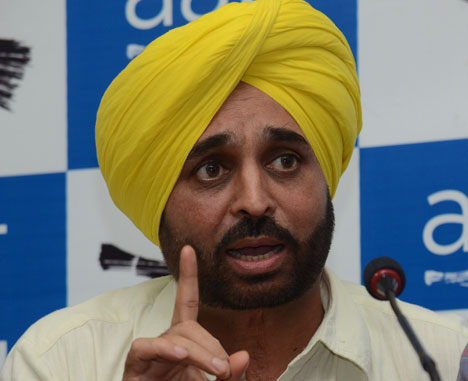 Bhagwant Mann quits as AAP's Punjab unit chief after Kejri says sorry ...